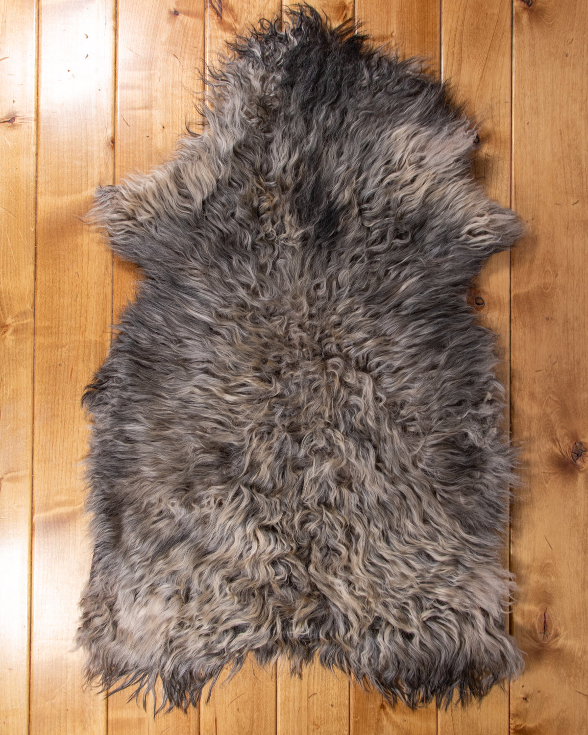 Icelandic Hide - Obsidian